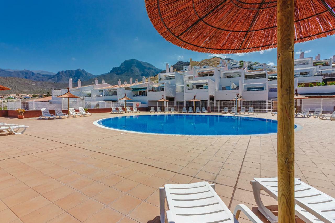 Apartment With Ocean View In Costa Adeje Exterior photo